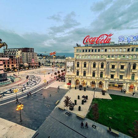Fantazy Apartment Main Square Skopje Ngoại thất bức ảnh