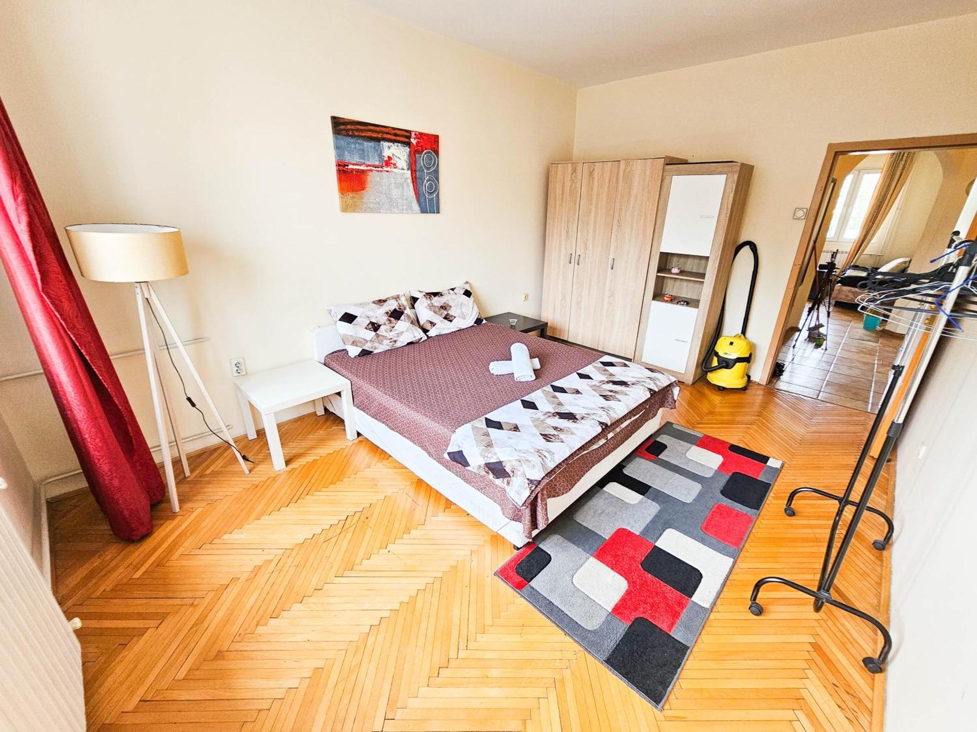 Fantazy Apartment Main Square Skopje Ngoại thất bức ảnh