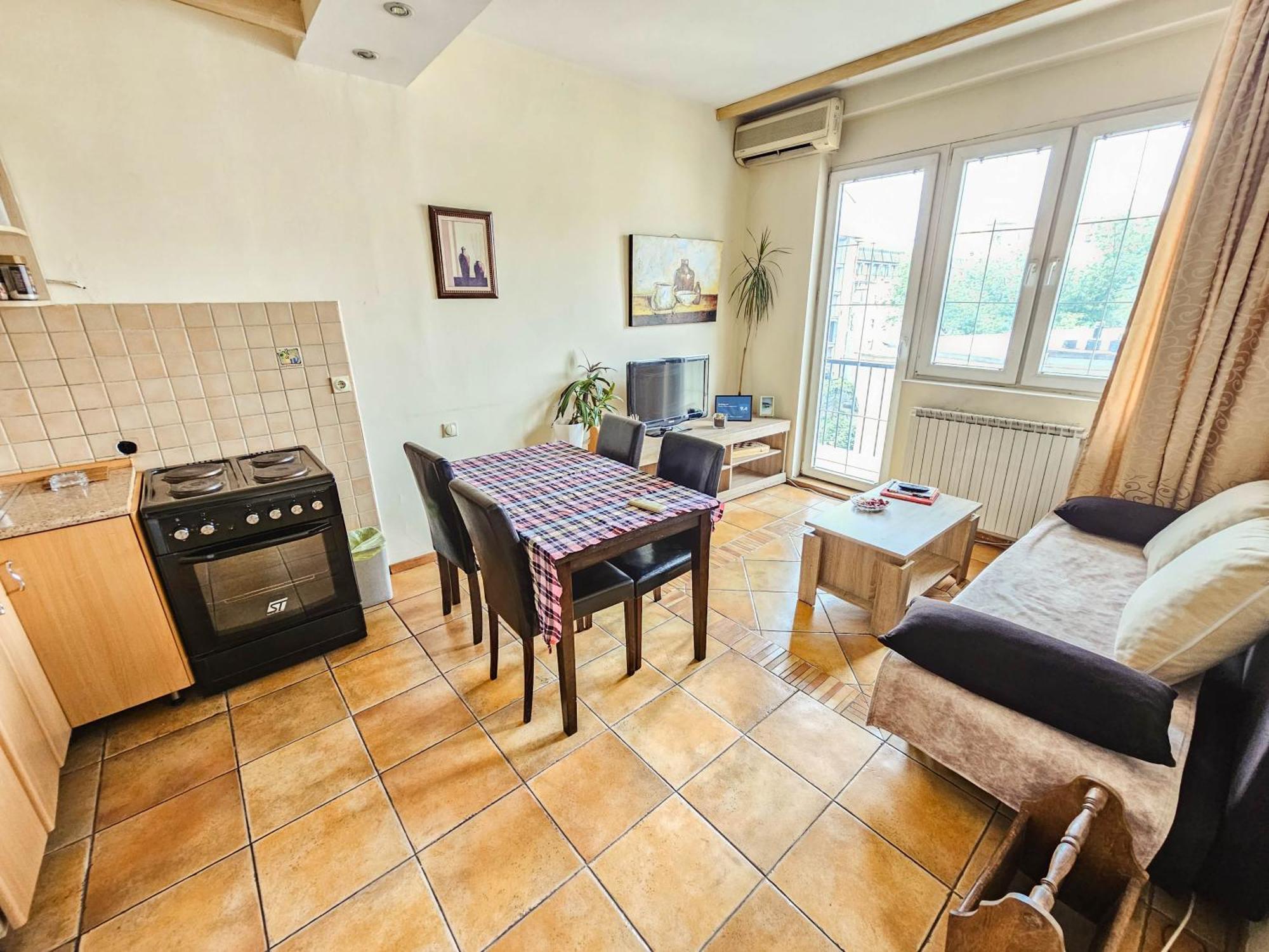 Fantazy Apartment Main Square Skopje Ngoại thất bức ảnh