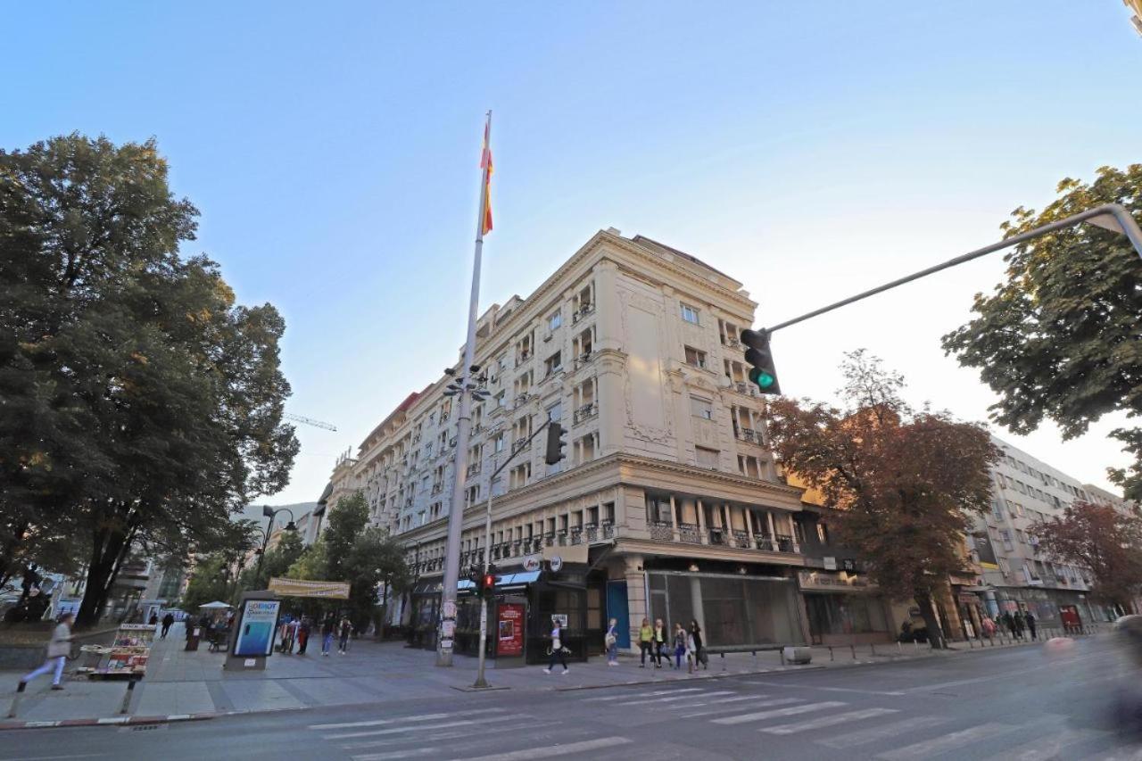Fantazy Apartment Main Square Skopje Ngoại thất bức ảnh