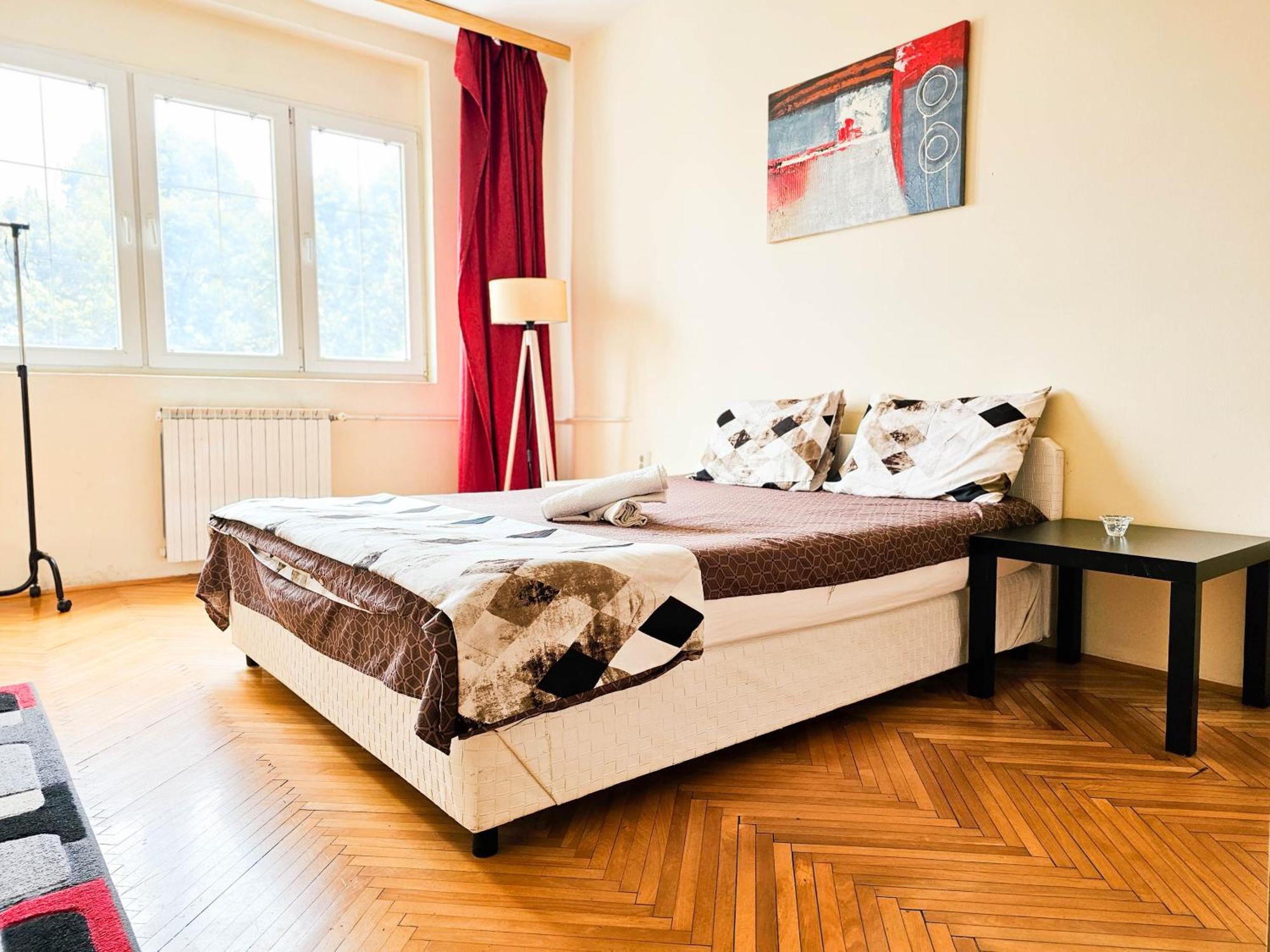 Fantazy Apartment Main Square Skopje Ngoại thất bức ảnh
