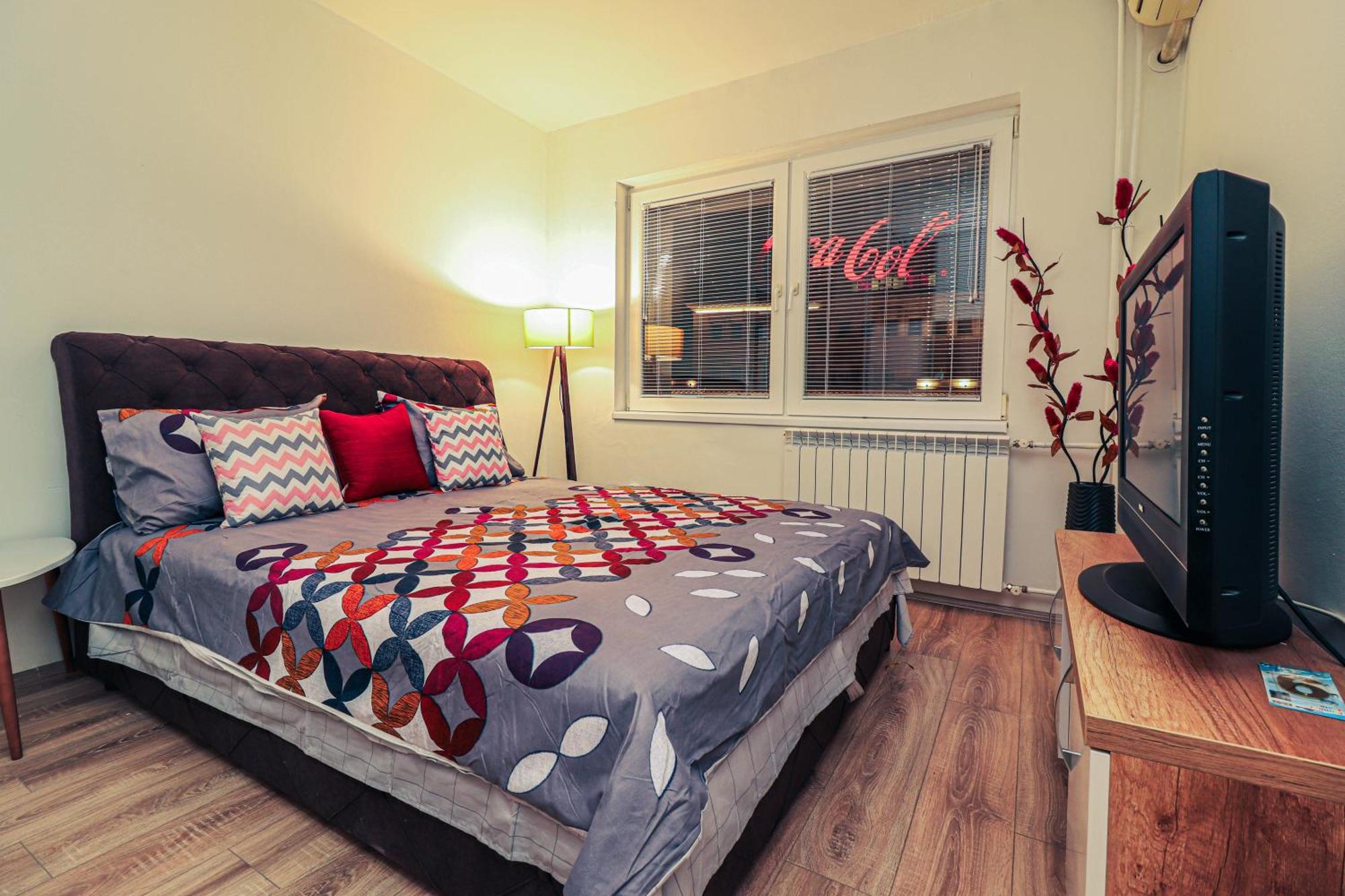 Fantazy Apartment Main Square Skopje Ngoại thất bức ảnh